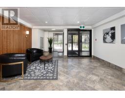 206 - 30 FRONT STREET - 6