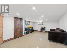 8 LONDON ROAD - 31