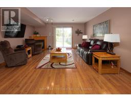 60 BELL COURT - 17