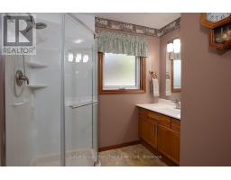 60 BELL COURT - 21