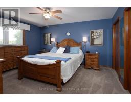 60 BELL COURT - 24