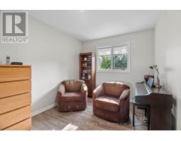 70129 EVERGREEN LINE - 31