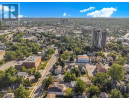 118 1/2 WELLINGTON STREET - 29