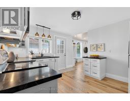 118 1/2 WELLINGTON STREET - 7