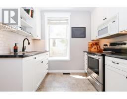 64 DUFFERIN STREET - 4