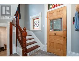 209 ELGIN STREET W - 14