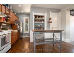 209 ELGIN STREET W - 26