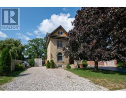 209 ELGIN STREET W - 3