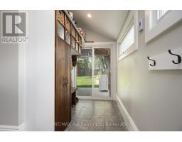 209 ELGIN STREET W - 33