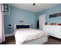 209 ELGIN STREET W - 38