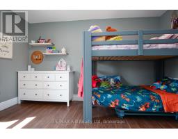 209 ELGIN STREET W - 41