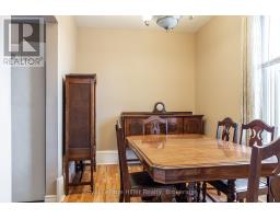 139 WELLINGTON STREET - 12