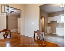 139 WELLINGTON STREET - 13