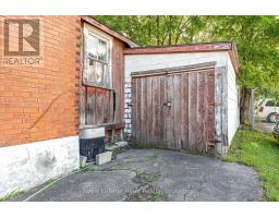 139 WELLINGTON STREET - 39