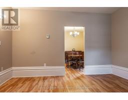 139 WELLINGTON STREET - 9