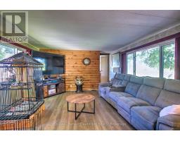 7 FIRST AVE - 75049 HENSALL ROAD - 5