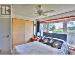 7 FIRST AVE - 75049 HENSALL ROAD - 7