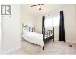 290 NORMAN STREET - 32