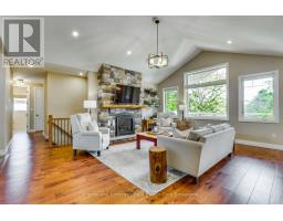 86 WILSON COURT - 7