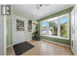 15 DUDHOPE AVENUE - 15