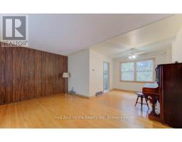 155 ELGIN CRESCENT - 13