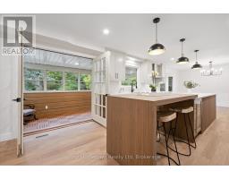 111 THORNDALE PLACE - 20