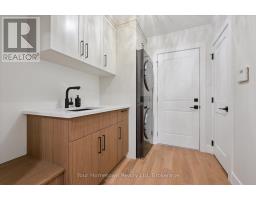 111 THORNDALE PLACE - 22