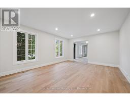111 THORNDALE PLACE - 6