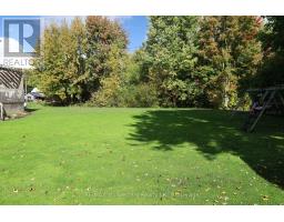 185 WINSTANLEY STREET - 13