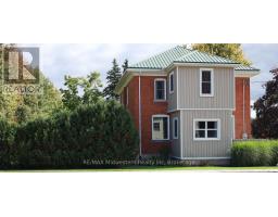185 WINSTANLEY STREET - 2