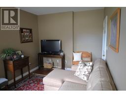 185 WINSTANLEY STREET - 20