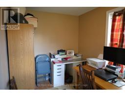 185 WINSTANLEY STREET - 28