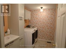 185 WINSTANLEY STREET - 29