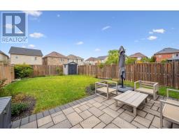 90 STARLIGHT AVENUE - 17