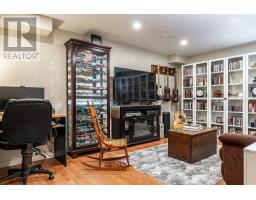 25 WATER STREET - 33