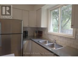 A - 175 VERMONT STREET - 14