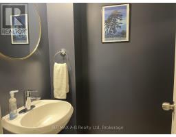 A - 175 VERMONT STREET - 32