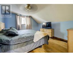 104 TRINITY STREET - 22