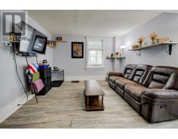 104 TRINITY STREET - 8