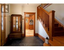 276 EMILY STREET N - 17