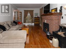 276 EMILY STREET N - 19