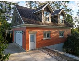 276 EMILY STREET N - 8