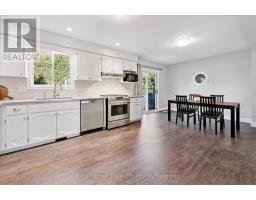 41 SHOEMAKER CRESCENT - 12