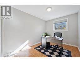 41 SHOEMAKER CRESCENT - 13