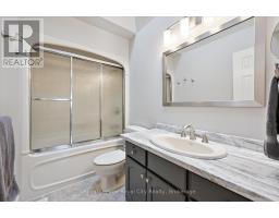 41 SHOEMAKER CRESCENT - 15