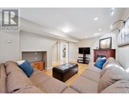 41 SHOEMAKER CRESCENT - 19