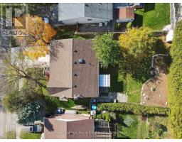 41 SHOEMAKER CRESCENT - 30