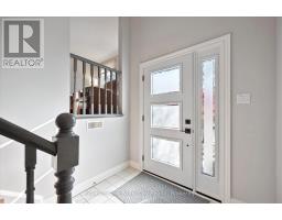 41 SHOEMAKER CRESCENT - 5