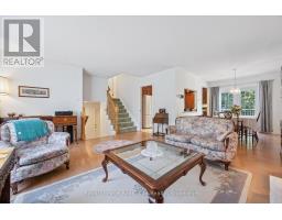 6 FAIRMEADOW DRIVE - 12