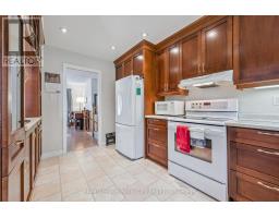 6 FAIRMEADOW DRIVE - 18
